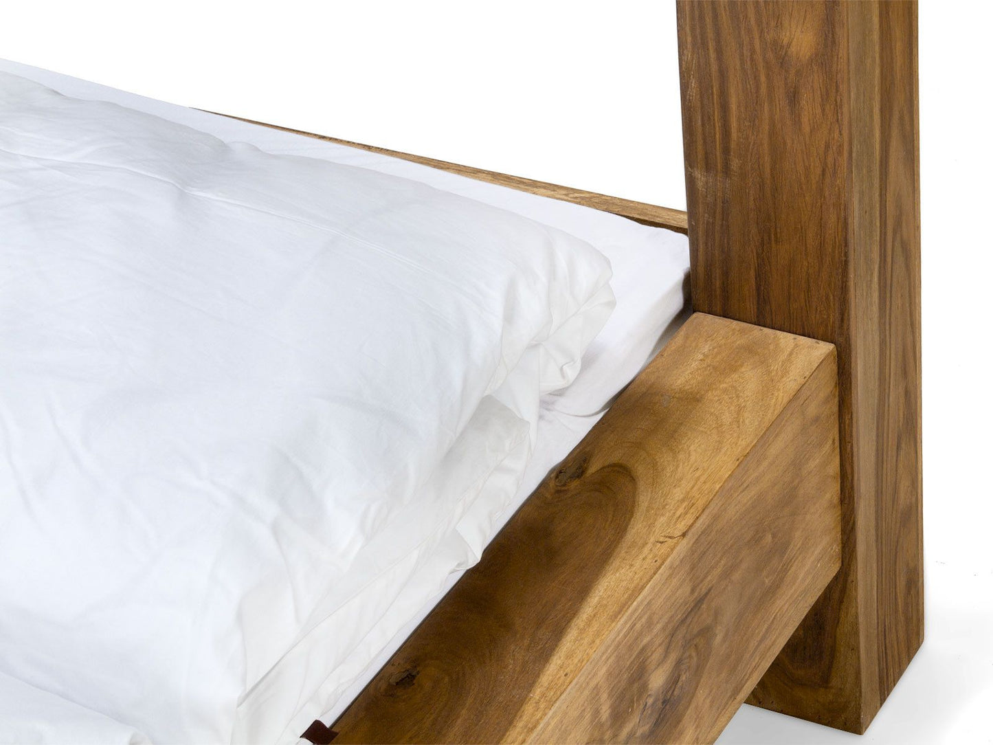 King bed made of solid sheesham wood