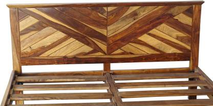 Queen bed made of solid sheesham wood