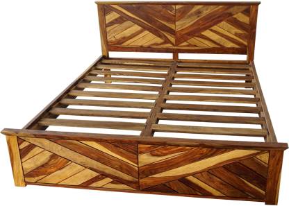 Queen bed made of solid sheesham wood