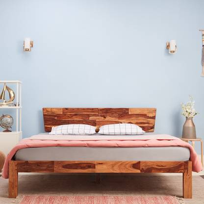King bed made of solid sheesham wood